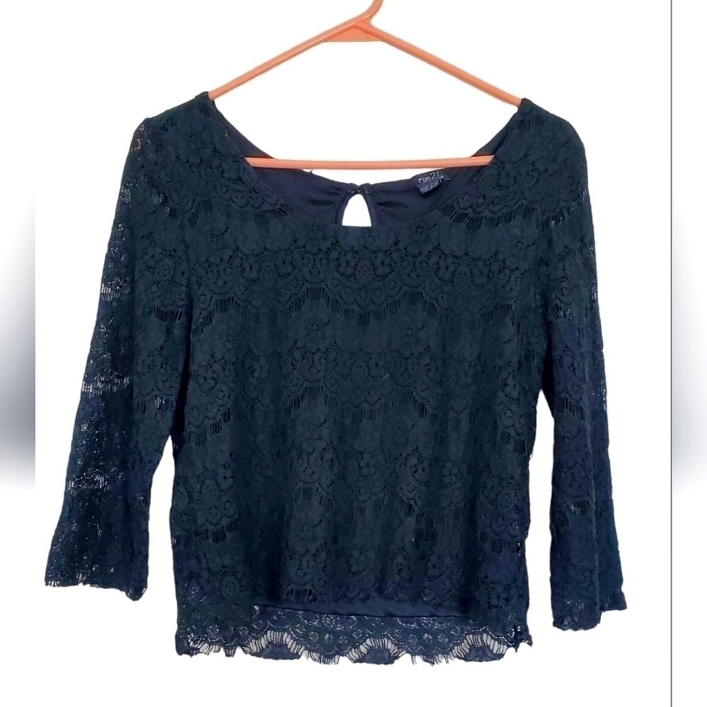 Rue 21 Crop Top Lace Overlay 3/4 Sleeve Keyhole Back Black Shirt Size Medium